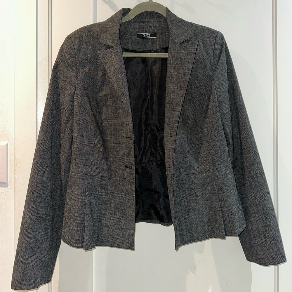 Suzy Shier Gray Blazer